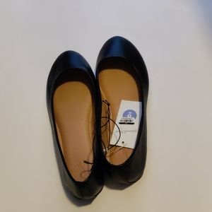 Everly wide width round toe ballet flats